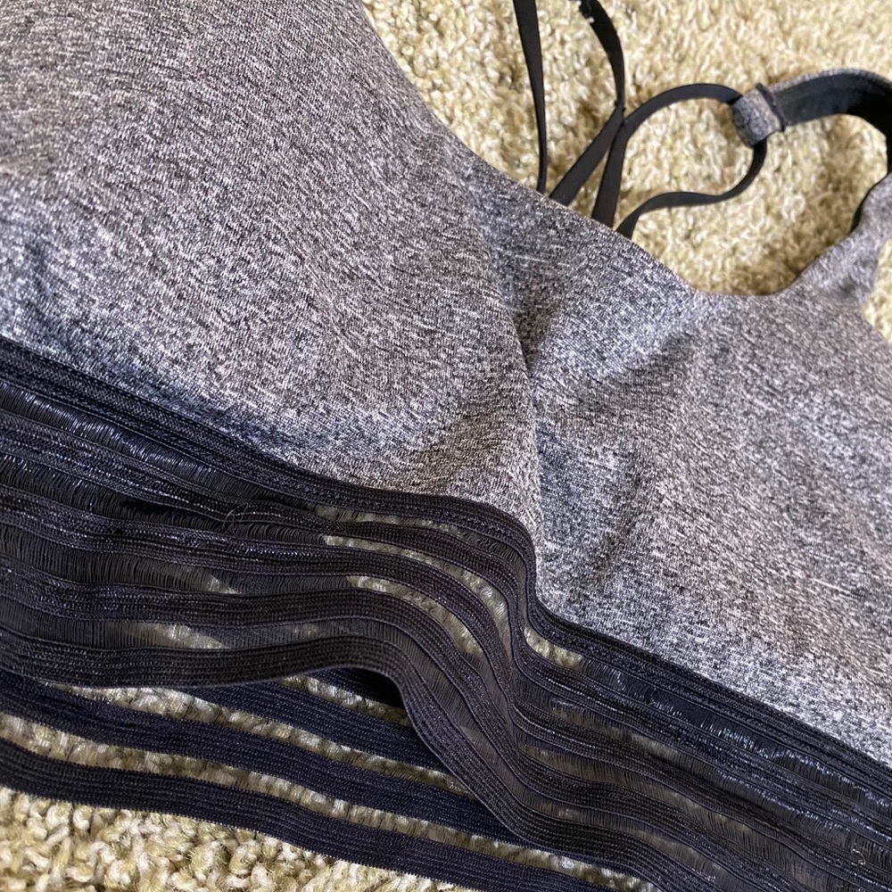 Sports bra bundle - Picture 5 of 6